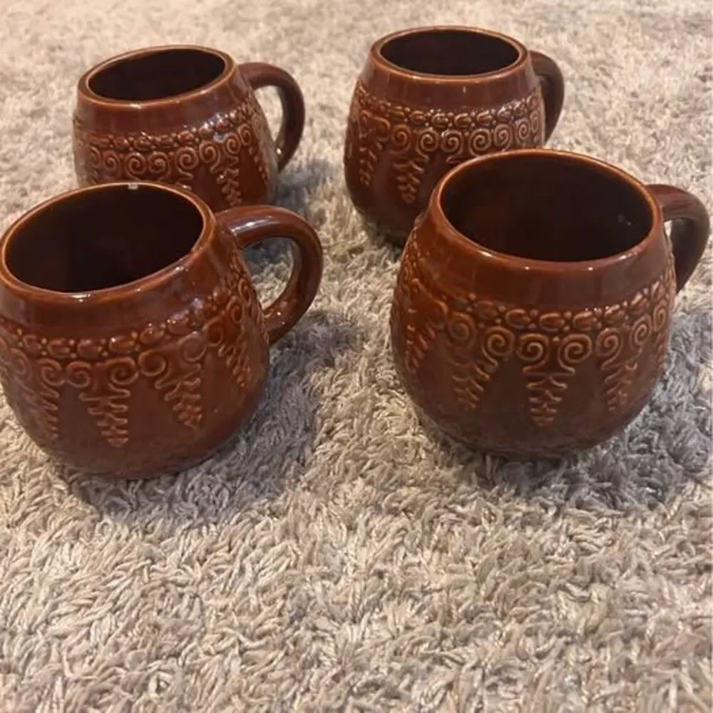 Vintage mugs